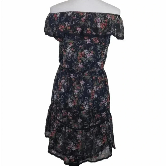 MIM M black‎ floral off the shoulder dress - Picture 4 of 8